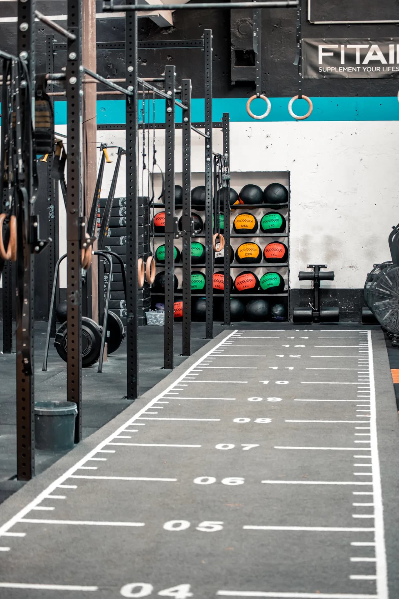 Espace d'entraînement de 400 m² du CrossFit Gratte-Ciel à Villeurbanne